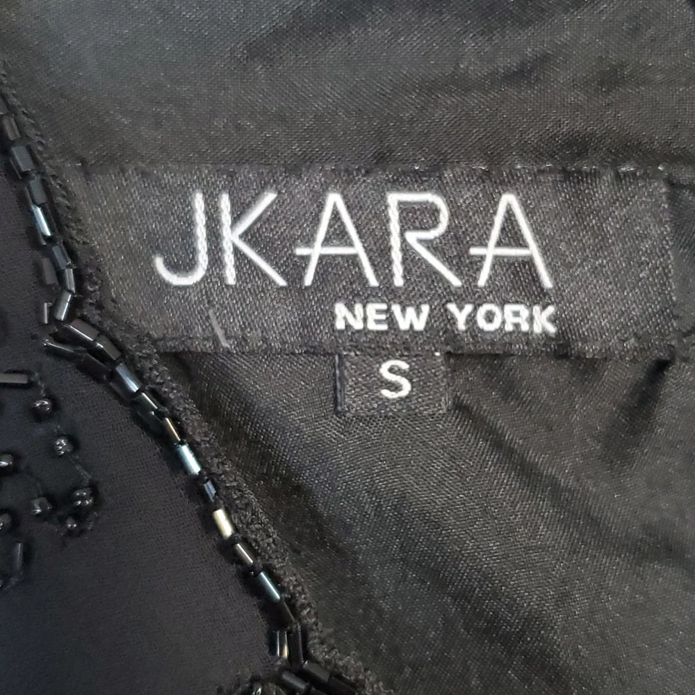 JKARA. BLOUSE. - Picture 6 of 12